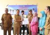 Serahkan Bantuan di Desa Kalenna Bontomangape, Bupati harap masyarakat lebih produktif